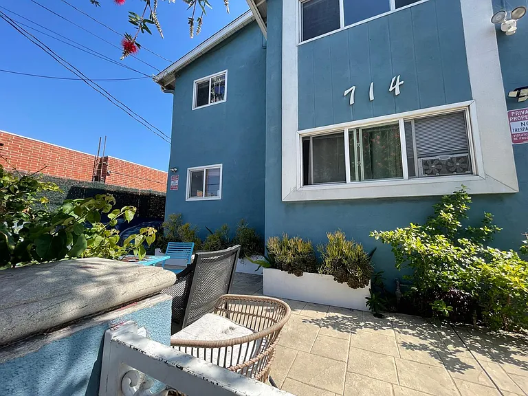 714 Bay St #3 — Photo 3