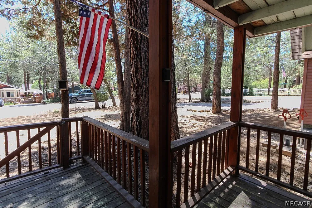3 bed, 1.0 bath, 840 sqft, $1,700 — Photo 3