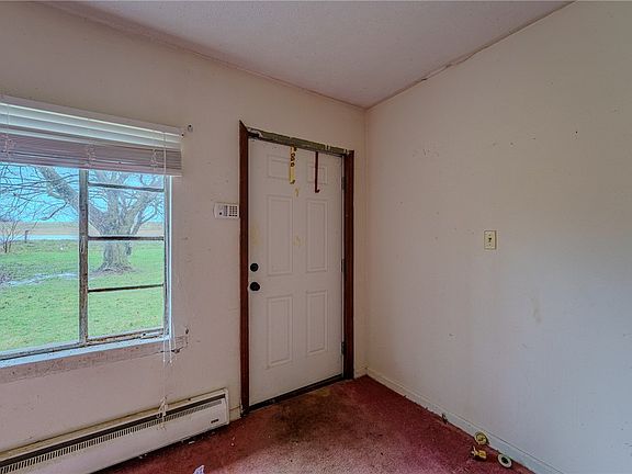 4th image of 5839 Shaker Rd