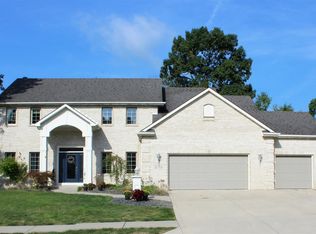 12329 Burning Tree Rd, Fort Wayne, IN 46845