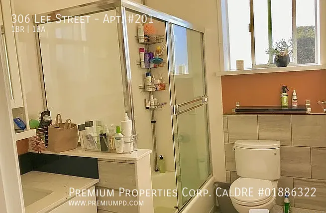 Bel Aire Apartments — Photo 53