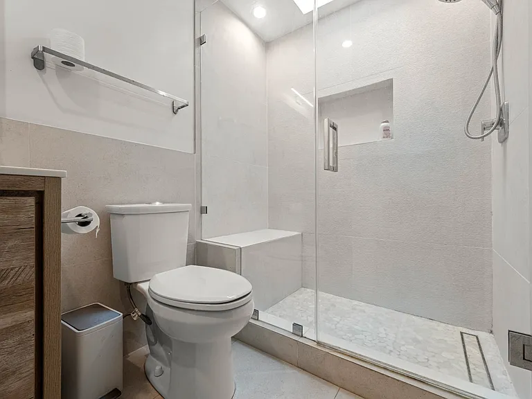 5433 Royer Ave — Photo 34