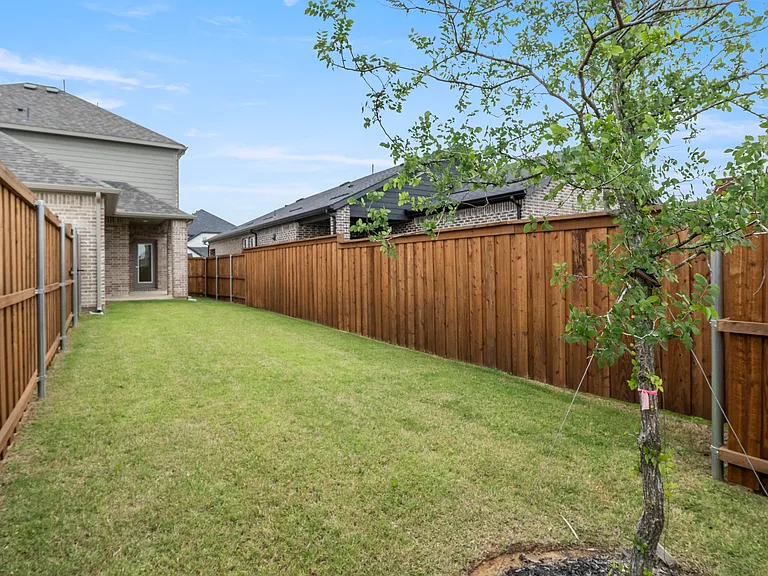 109 Tornillo Dr — Photo 30