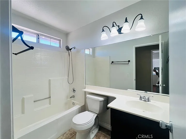 13278 Cardinal Rd — Photo 28
