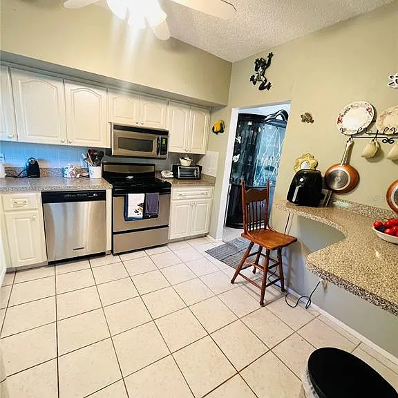 2471 Sumatran Way #43 — Photo 7