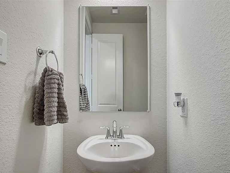 2318 Madera Landing Ln — Photo 15