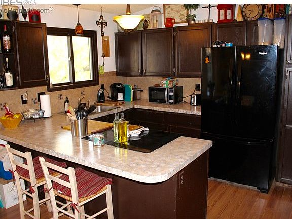 Spacious Kitchen