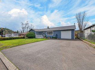 3058 Follett St, Roseburg, OR