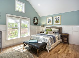 55 Cobblestone Cir, Mashpee, MA 02649