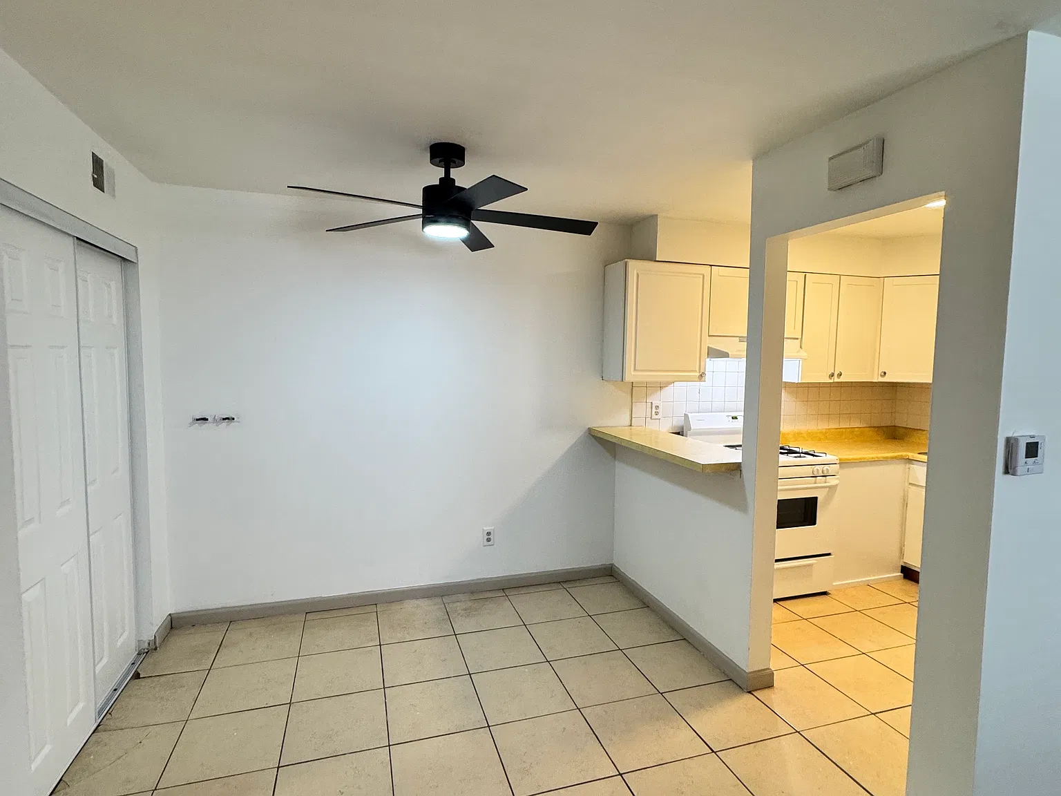 100 Outer Park Dr — Photo 4