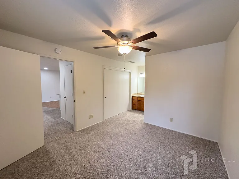 Amanda Place Apartments — Photo 39