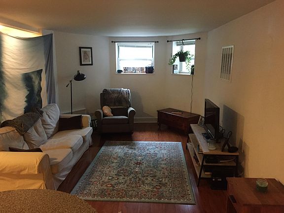 3rd image of 853 W Newport Ave APT G