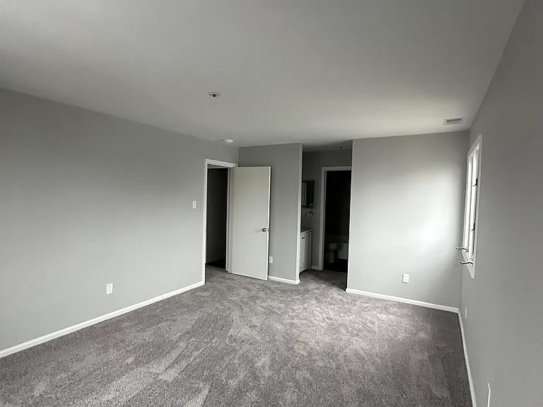 8 Russell Ave #307 — Photo 29