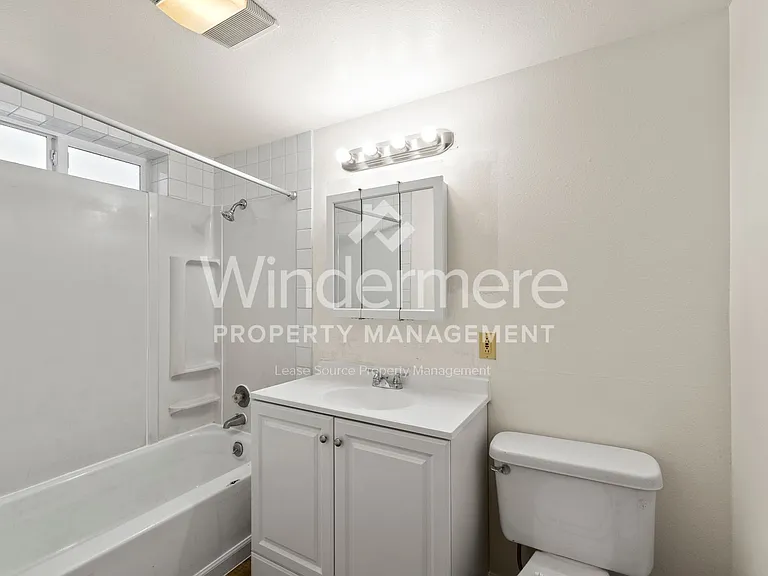 1017 S Robie Rd — Photo 14
