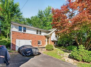 1404 Hampton Ln, Warminster, PA 18974