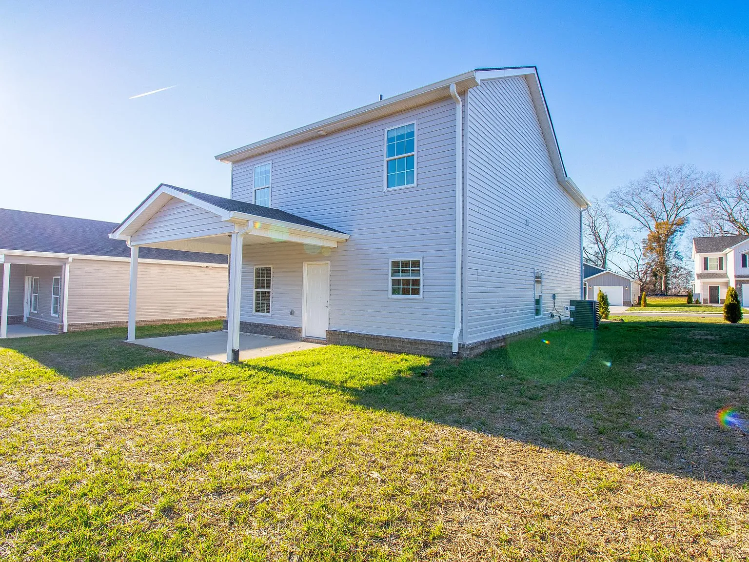 3 bed, 2.5 bath, 1786 sqft, $2,625 — Photo 3