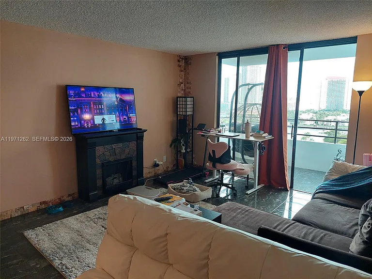 600 SE Three Islands Blvd #1018 — Photo 13