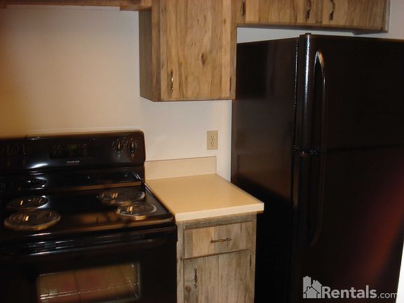 4th image of 13610 S Village Dr APT 303
