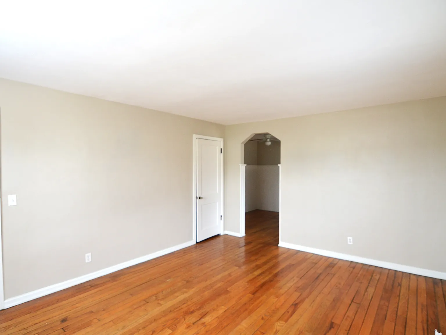 1 bed, 725 sqft, $995 — Photo 3