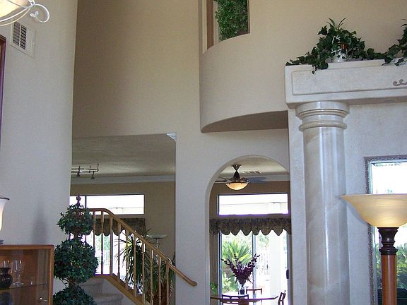 Foyer/Entrance