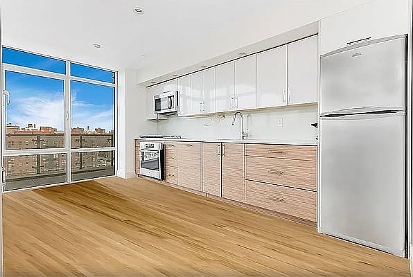 1st image of 344 E 110th St #8E