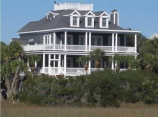 4 Toms Turnaround Cir, Edisto Island, SC 29438