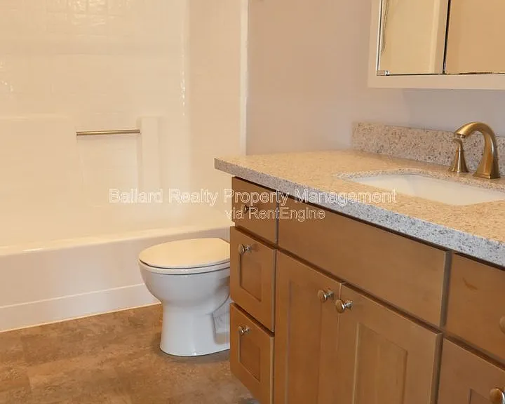 1476 NW 70th St #A — Photo 14