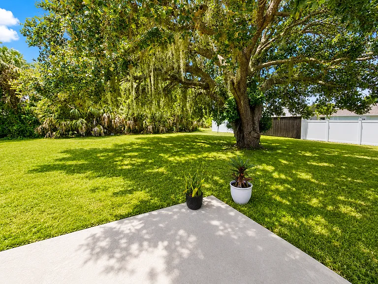 21491 Webbwood Ave — Photo 14