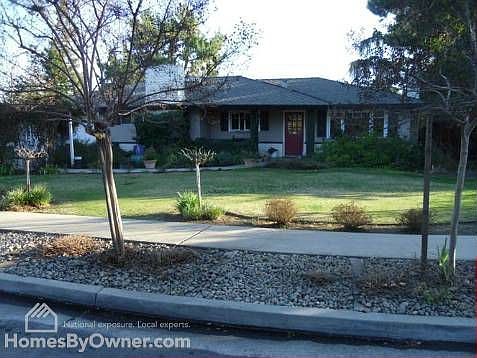 1st image of 541 W Roberts Ave