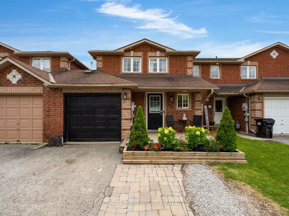 195 Dunsmore Ln, Barrie, ON L4M 6Z8