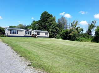 228 Johnson Rd, Palmyra, NY 14522