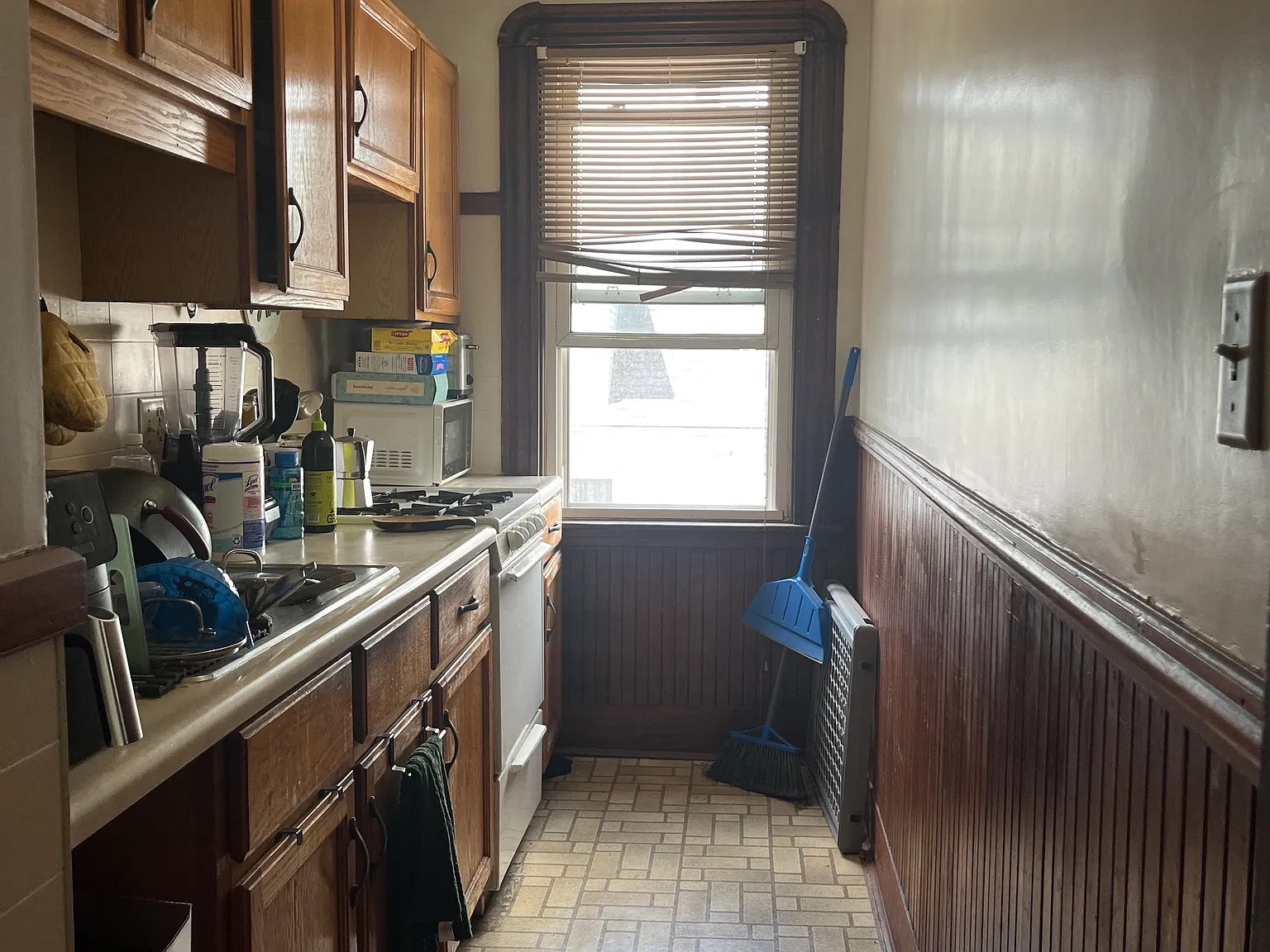 2 bed, 925 sqft, $1,650 — Photo 3
