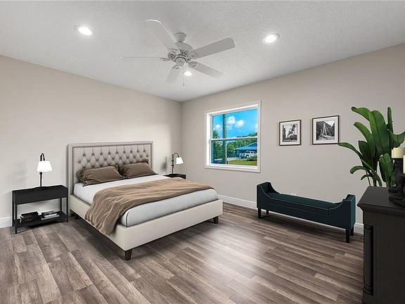 5th image of 5040 SE Ebbtide Ave