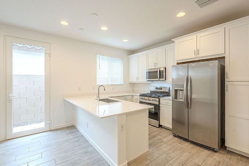 1st image of 3362 E Hayfield Way