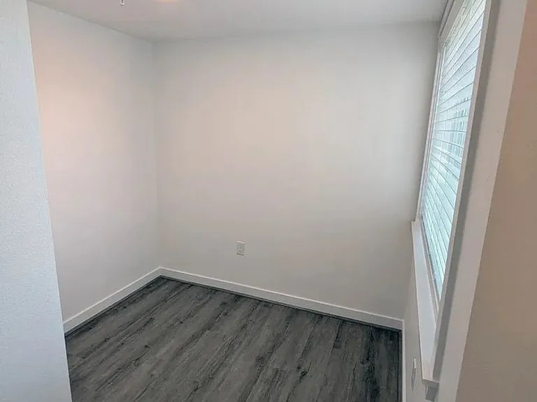 Equinox Apartments — Photo 13