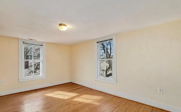 305 Lennox Ave — Photo 11
