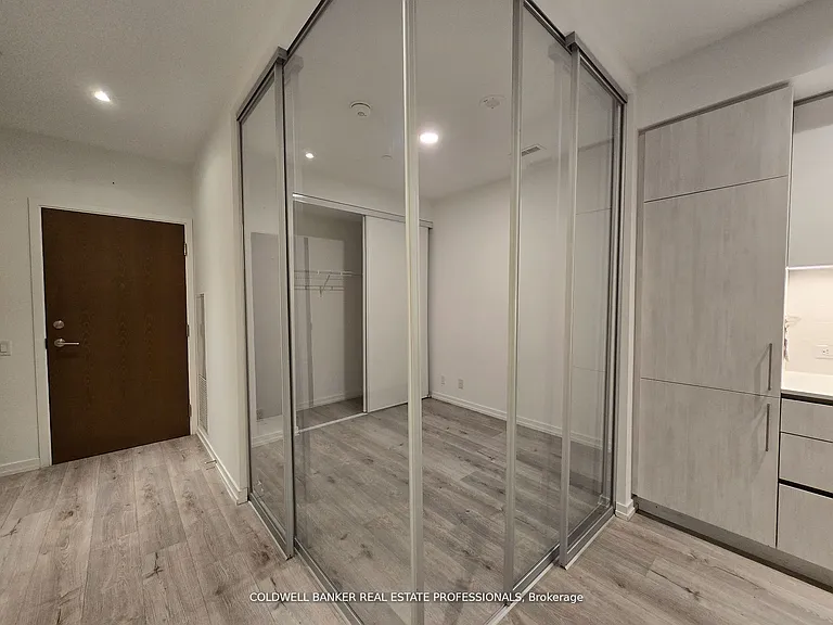 7890 Jane St #502 — Photo 6