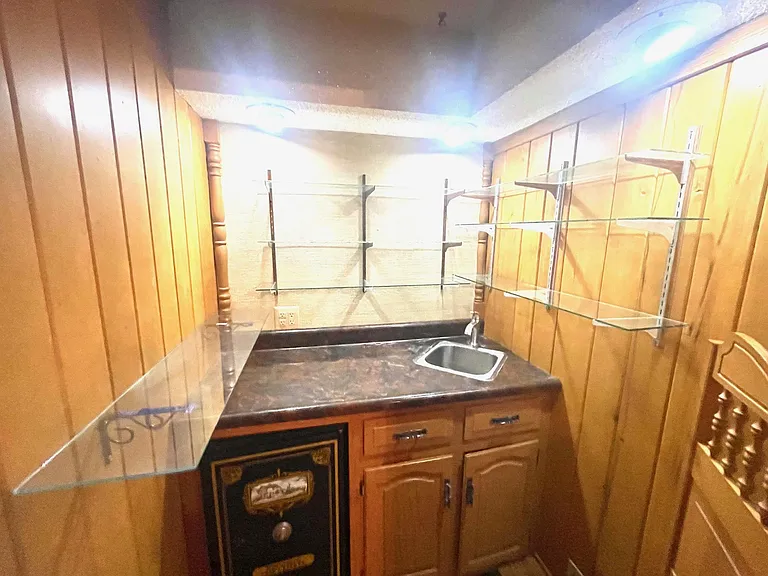 wet bar
