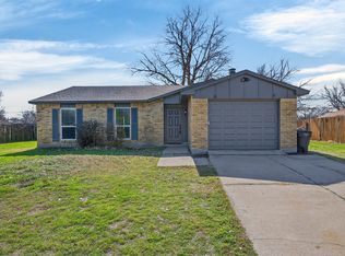 2308 Foxglen Ct, Fort Worth, TX 76131