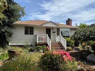 5946 47th Ave SW, Seattle, WA 98136