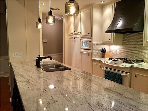 2nd image of 8606 Emerald Hill Dr