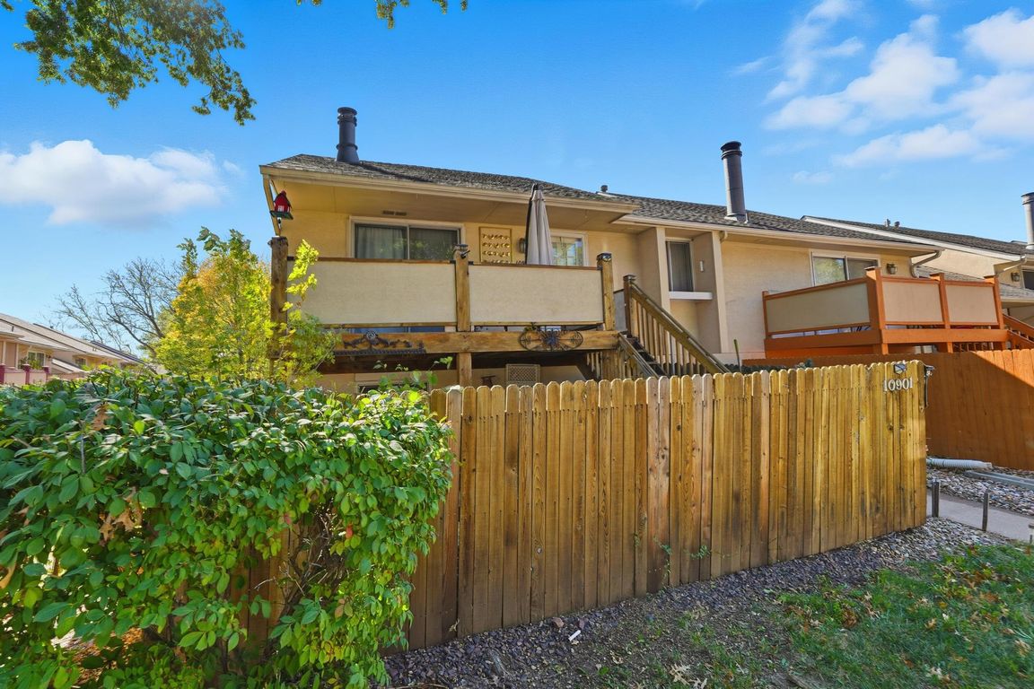 next background image