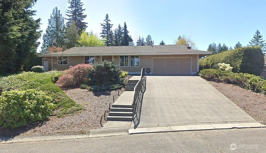 14615 SE 170th Place photo 1