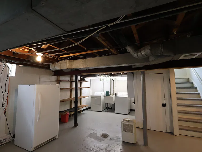 6028 N Lydell Ave — Photo 29