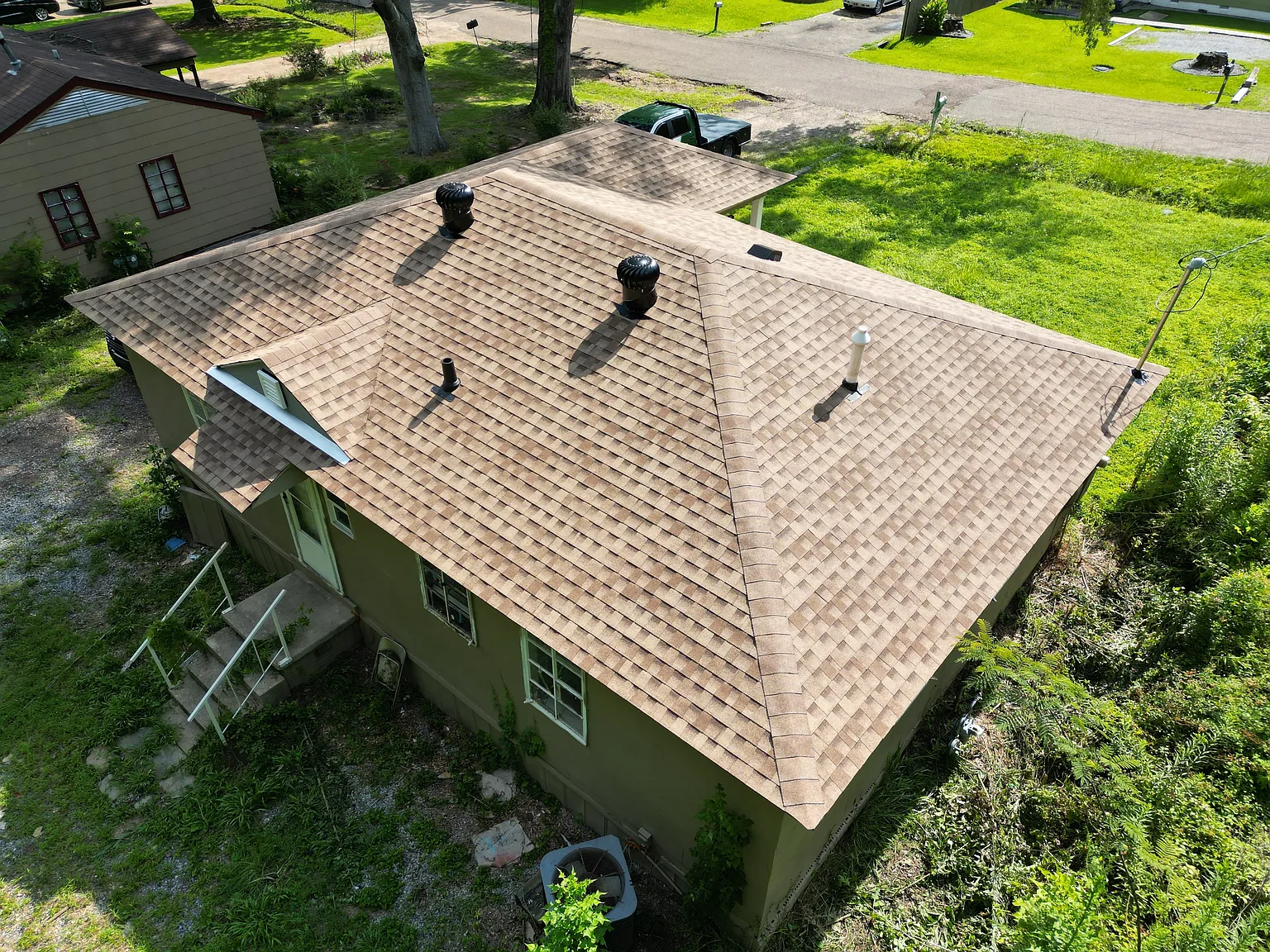 3 bed, 876 sqft, $695 — Photo 3