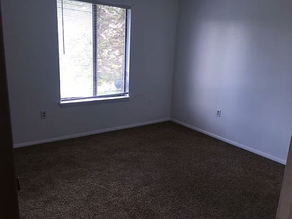 2nd image of 3010 W Dr S APT 1