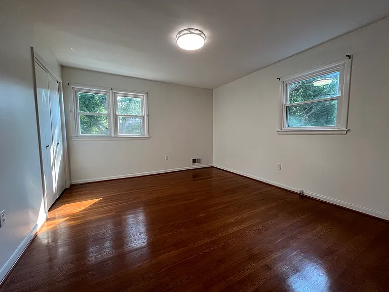 11801 Milbern Dr — Photo 14
