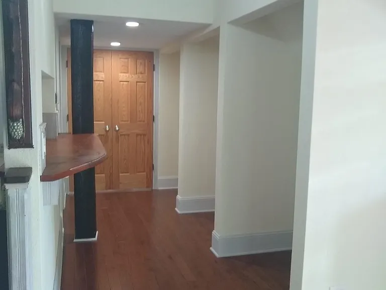 128 N Oak Park Ave #402 — Photo 9