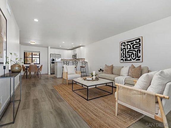 2nd image of 4545 Arizona St APT 205