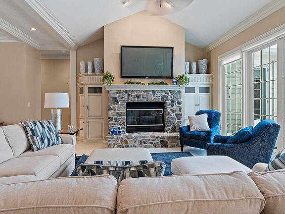 2nd image of 7309 McIntosh Way Unit 1304